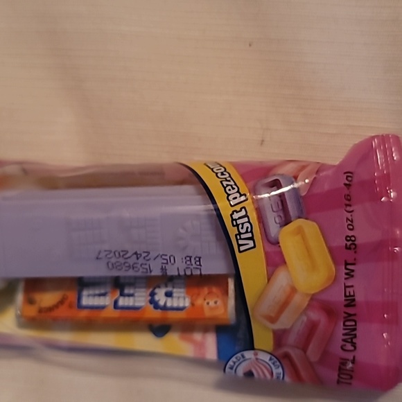 NWT Disney pez dispenser 🧜‍♀️ - Picture 4 of 5